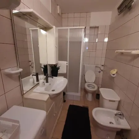 Gea Zára