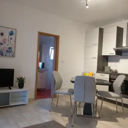 Gea Apartman Zára